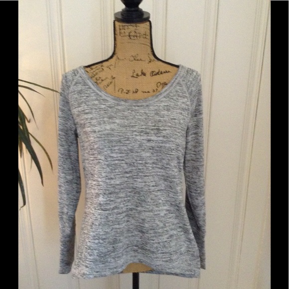 ATHLETA top. Like new - Picture 1 of 4